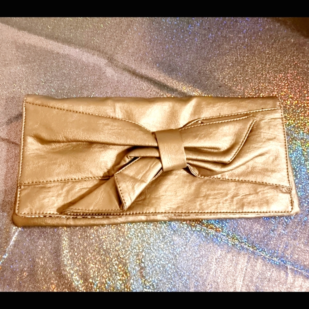 Amici Accessories Bronze & Animl Print Bow Front Clutch Purse Bag